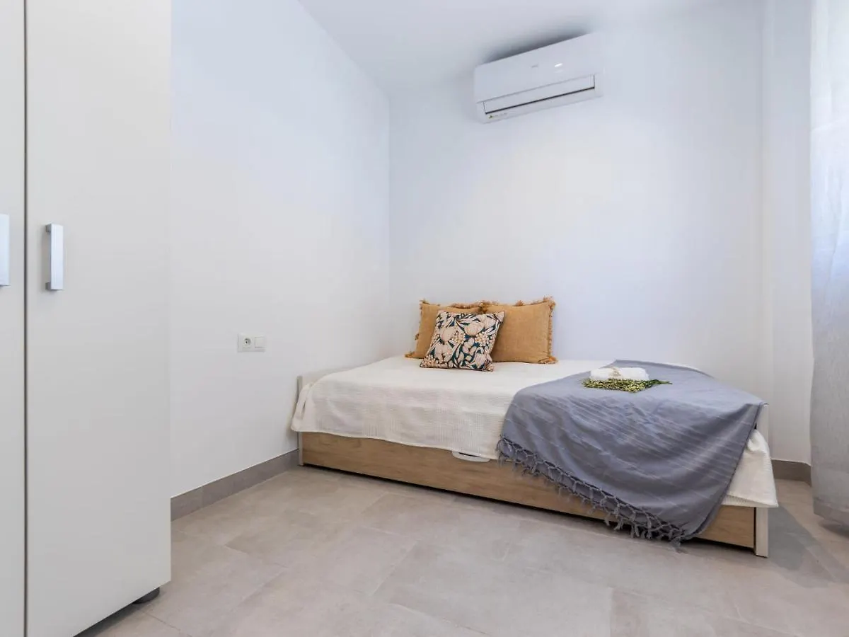 Holiday Home Lola By Interhome Deltebre